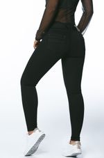 JEAN-DHARA-JNMF233-008-NEGRO_3.jpg