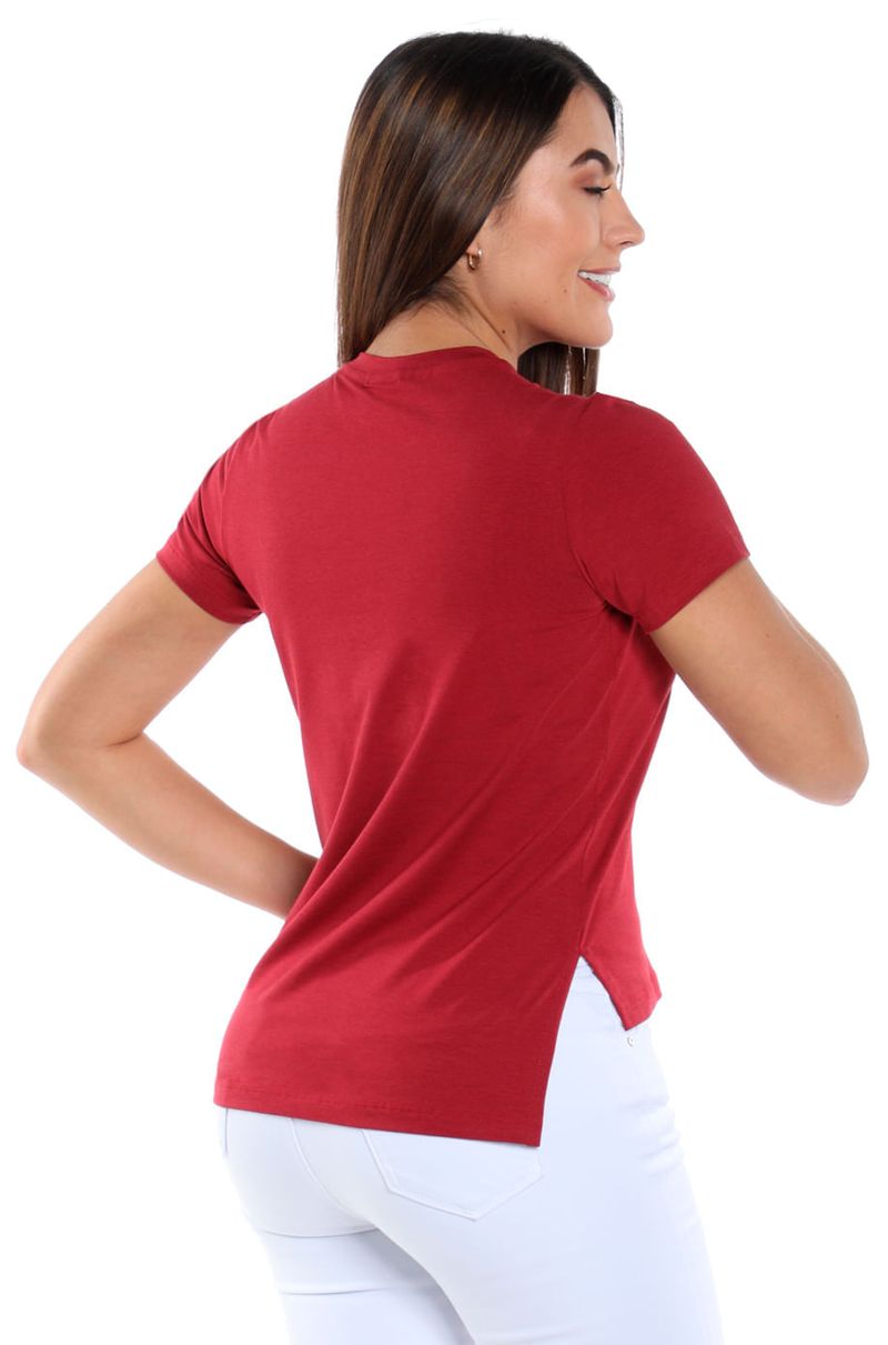 CAMISETA-DEKADA-CTMF237-148007-VINOTINTO_2.jpg
