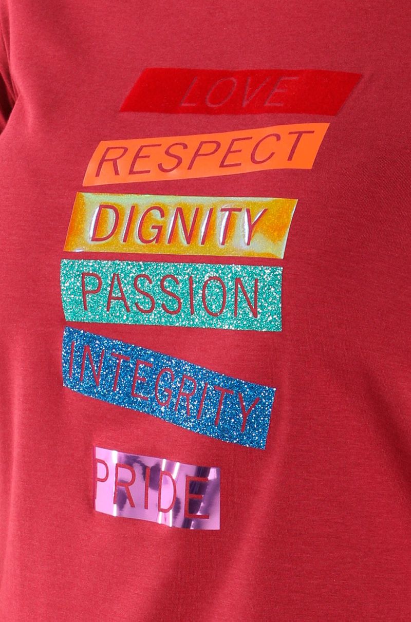 CAMISETA-DEKADA-CTMF237-148007-VINOTINTO_4.jpg