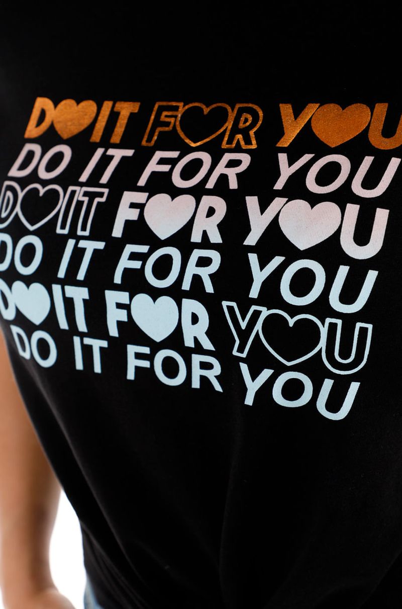 CAMISETA-LIRICA-CTMF129-164-5137-NEGRO_5.jpg