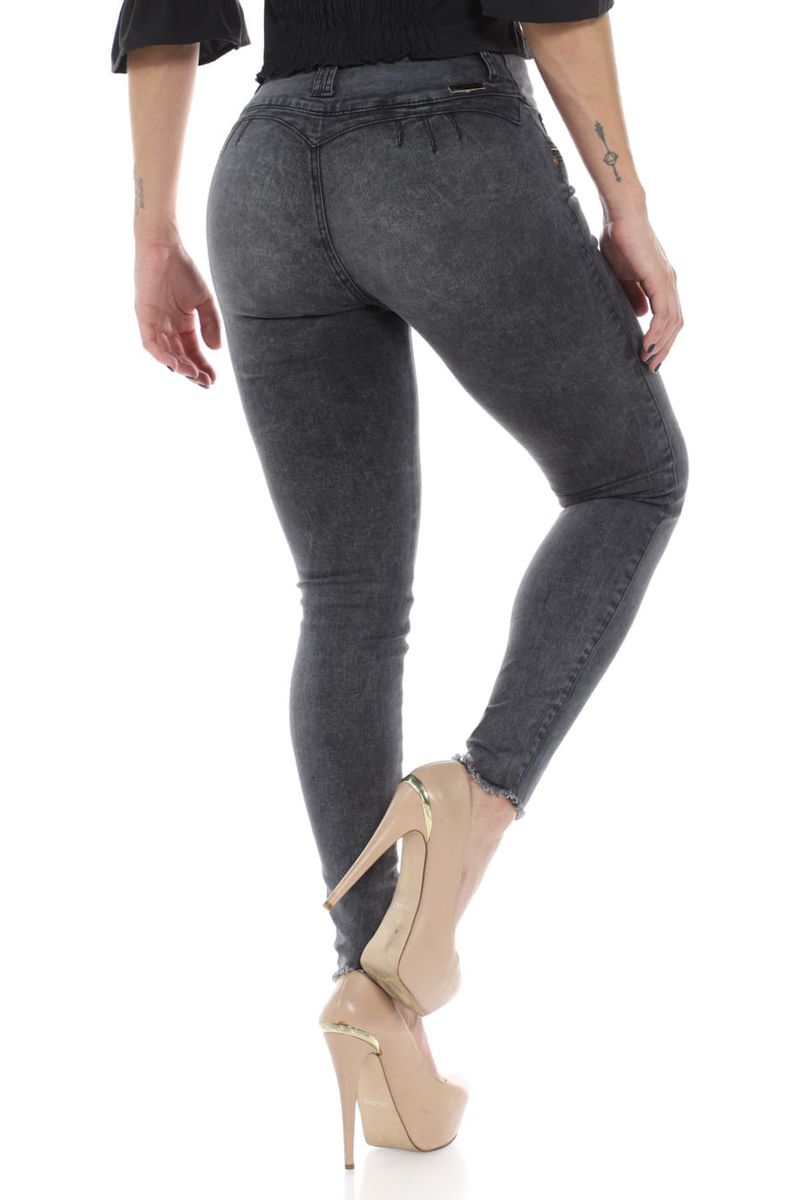 JEAN-FIARA-JNMF565-94330-GRIS_2.jpg