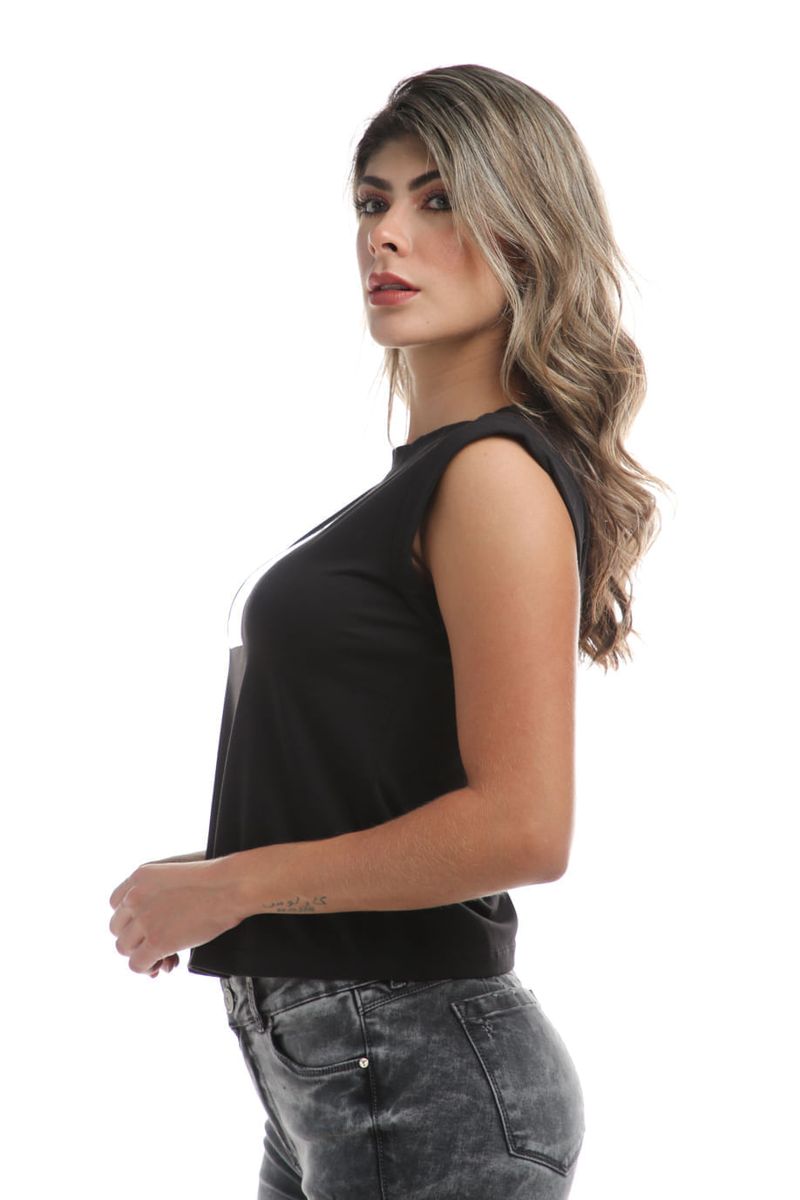 CAMISETA-DEKADA-CTMF237-G23001-NEGRO_3.jpg