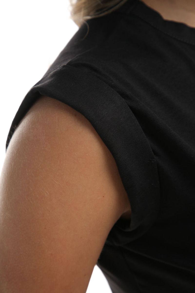 CAMISETA-DEKADA-CTMF237-G23001-NEGRO_6.jpg