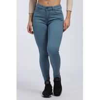 JEAN TIRO MEDIO UN BOTÓN