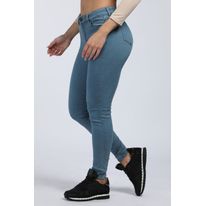 JEAN TIRO MEDIO UN BOTÓN