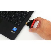 Luz Blinder Mob V MR Chips Black, luz roja posterior, base negra, recargable vía USB, 44 lúmenes, 3 correas intercambiables, 5 modos, 42 x 42 x 62mm