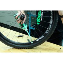 Sellador para llantas sin cámara (tubeless) 08 oz, libre de alergenos, grado premium, web tech, flow motion