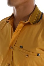 CAMISA-CLANDESTINE-CMMH211-310186-MOSTAZA_4.jpg